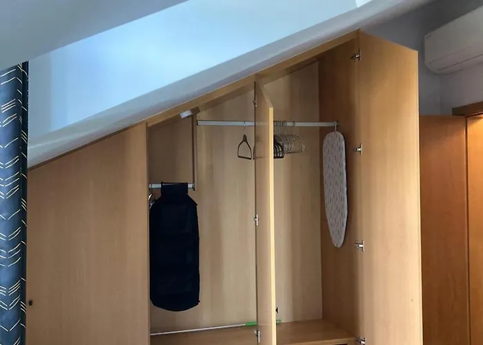 Penthouse Apartment *