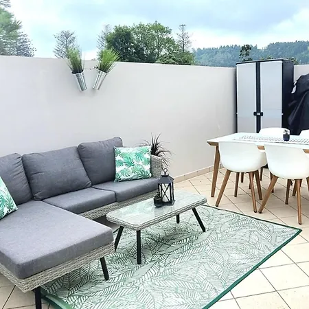 Penthouse Furnas *